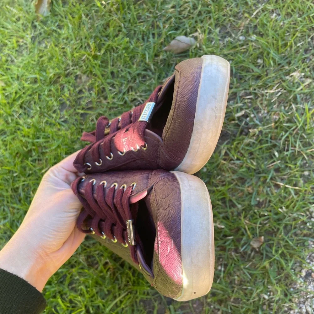 Guess Men burgundy sneakers - size 10 - Picture 10 of 10